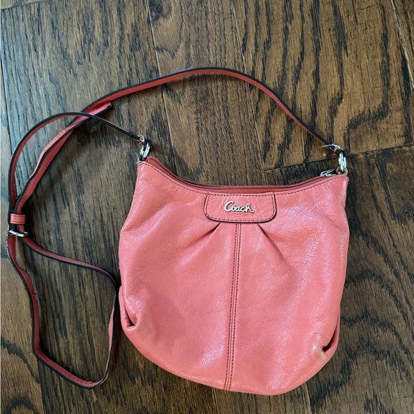 Dark Coral vintage coach Coach Leather Shoulder strap purse. Authentic - Picture 6 of 8